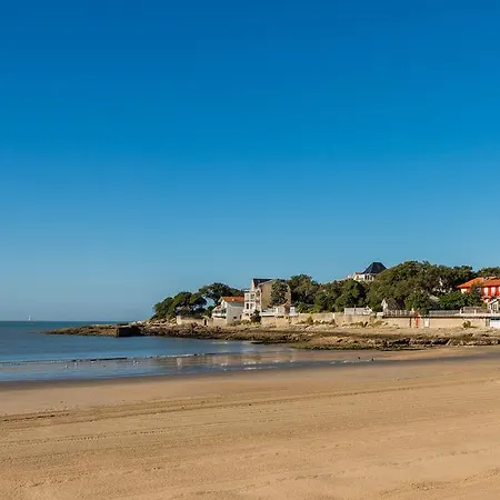 Lagrange Vacances Le Phalene 2* Saint-Palais-sur-Mer